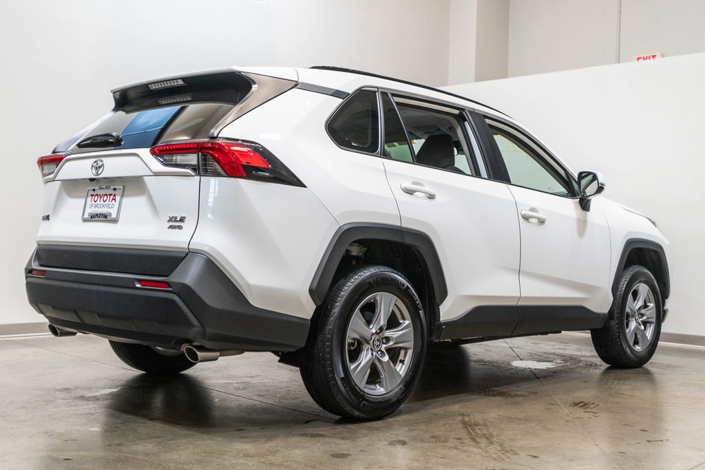 Used 2024 Toyota RAV4 XLE w/ Weather Package AWD/4WD image 9