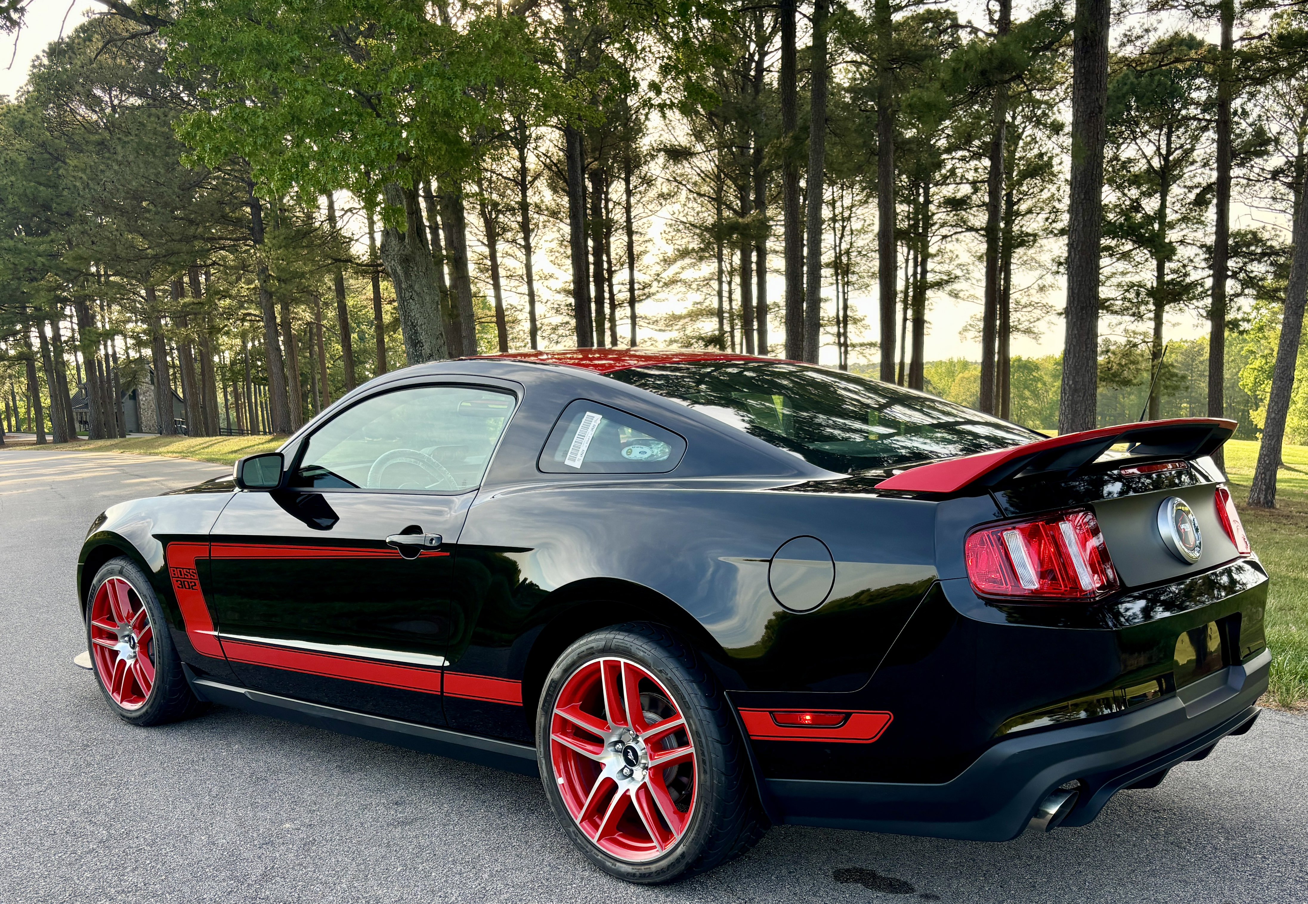 Used 2012 Ford Mustang Boss 302 RWD image 5