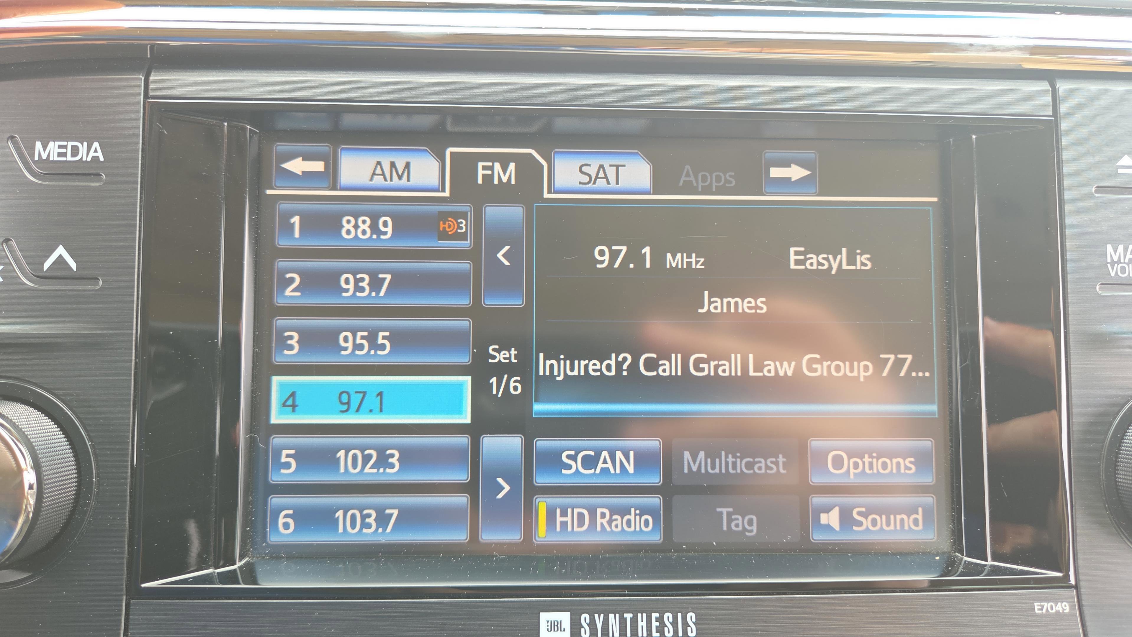 Used 2014 Toyota Avalon Limited image 30