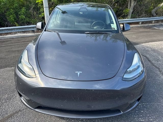 Used 2023 Tesla Model Y Long Range AWD/4WD image 2