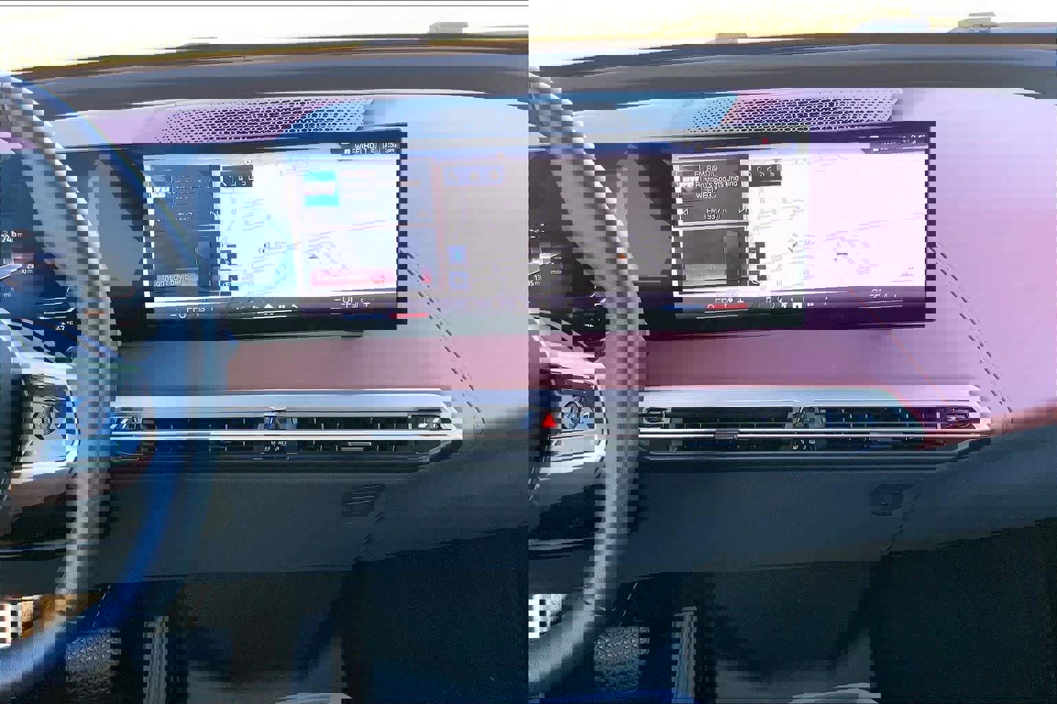 New 2025 BMW iX xDrive50 w/ Premium Package image 6