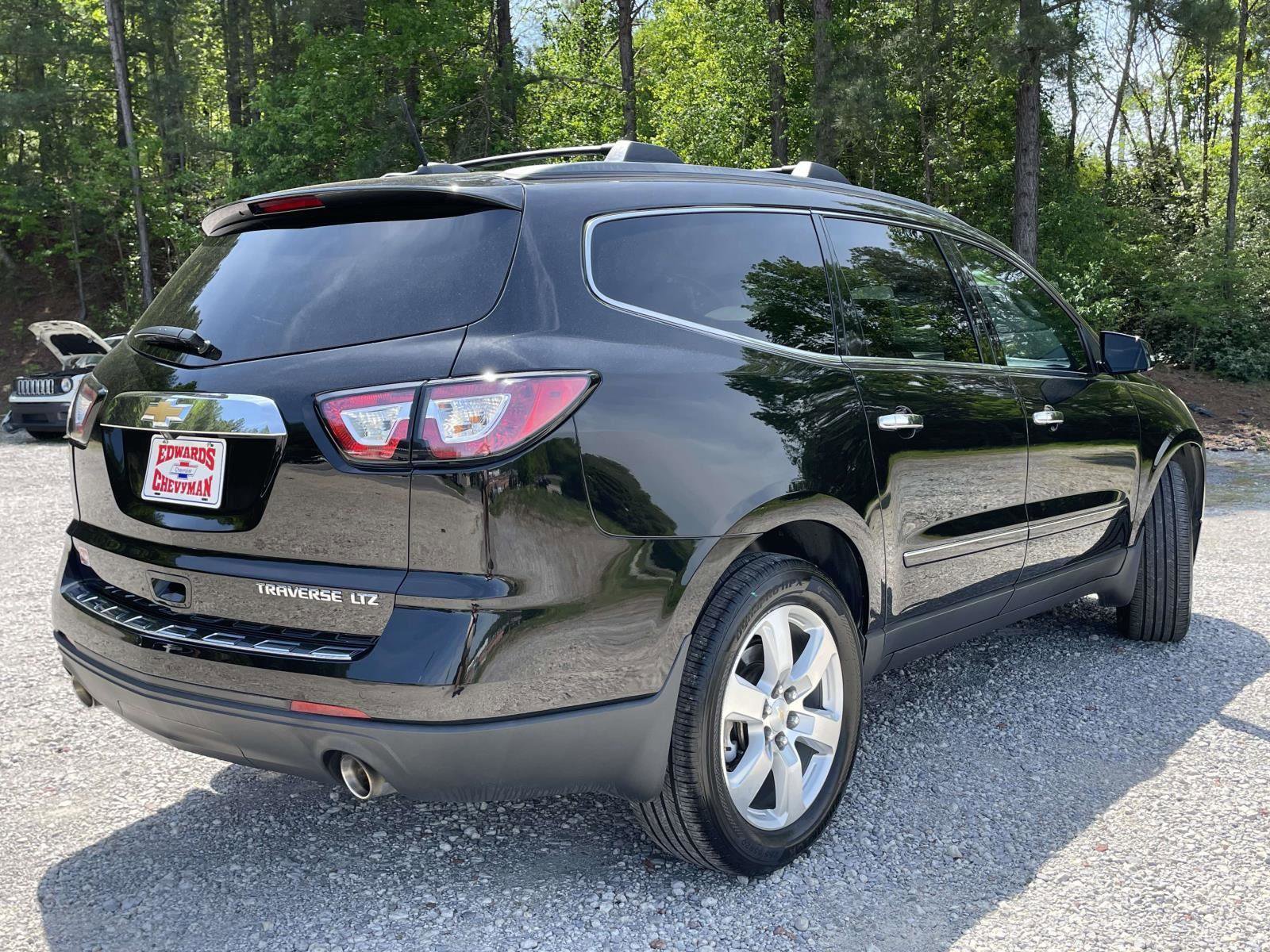 Used 2016 Chevrolet Traverse LTZ image 20