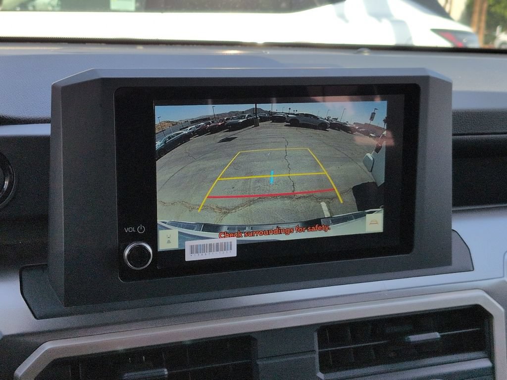 Used 2025 Toyota Tacoma SR5 AWD/4WD image 24