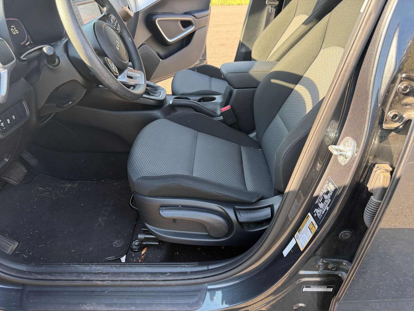 Used 2025 Nissan Sentra S FWD image 24
