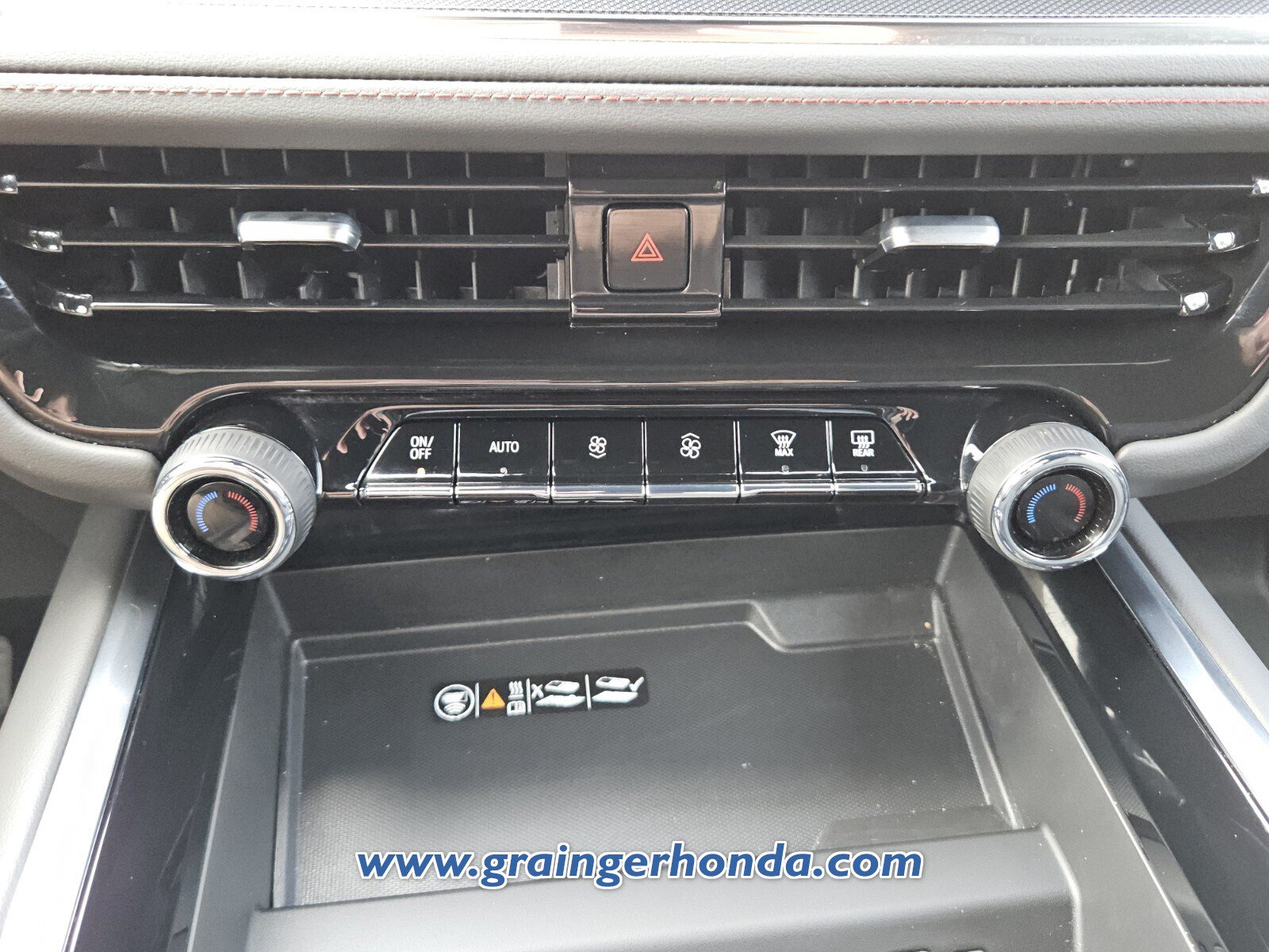 Used 2025 Chevrolet Tahoe RST w/ Comfort Package RWD image 17