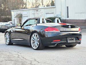 Used 2011 BMW Z4 sDrive35i image 6