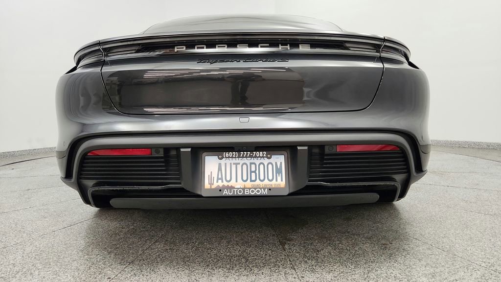Used 2020 Porsche Taycan Turbo S AWD/4WD image 19