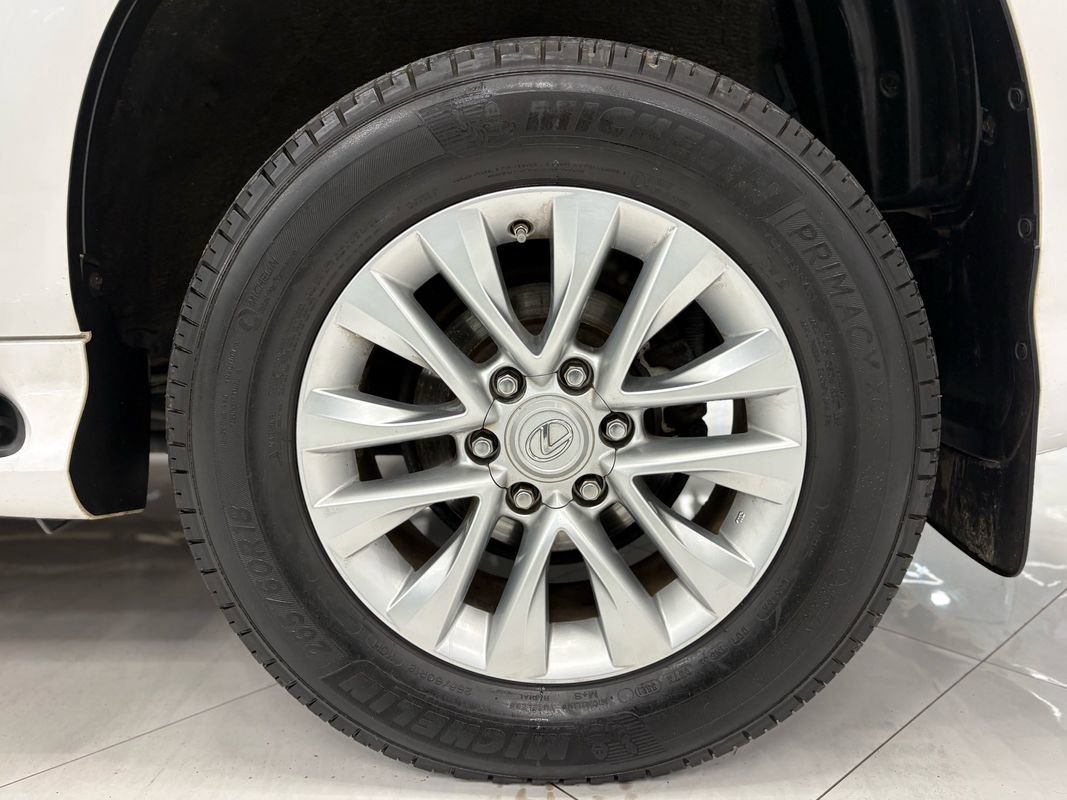 Used 2018 Lexus GX 460 Premium w/ Premium Package image 43