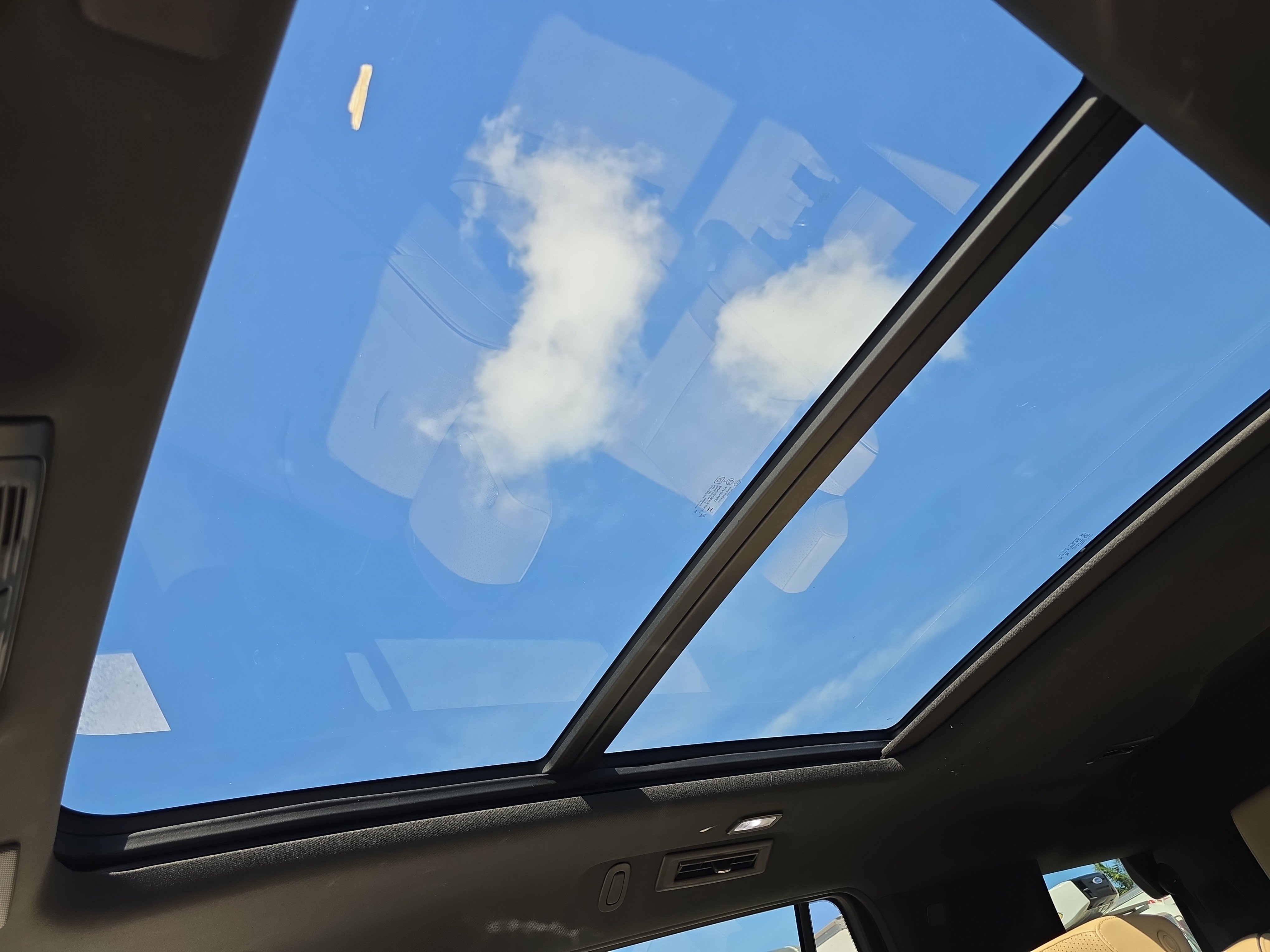 Used 2023 Cadillac Escalade Premium Luxury w/ Performance Package AWD/4WD image 27