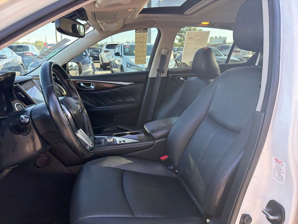 Used 2018 INFINITI Q50 Luxe w/ Essential Package (3.0T Luxe) RWD image 15