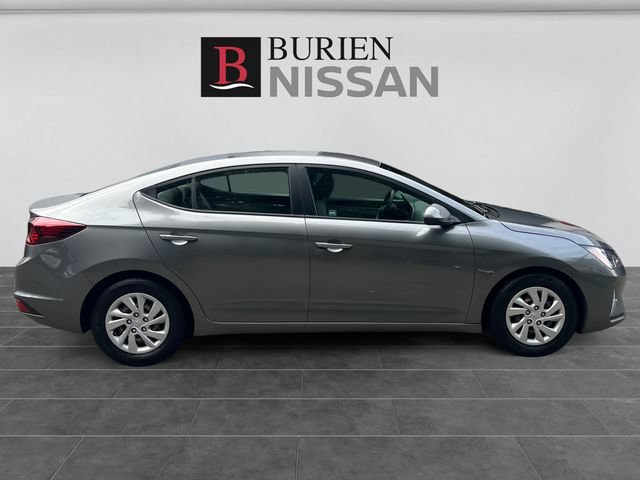 Used 2020 Hyundai Elantra SE w/ Cargo Package (C1) FWD image 6