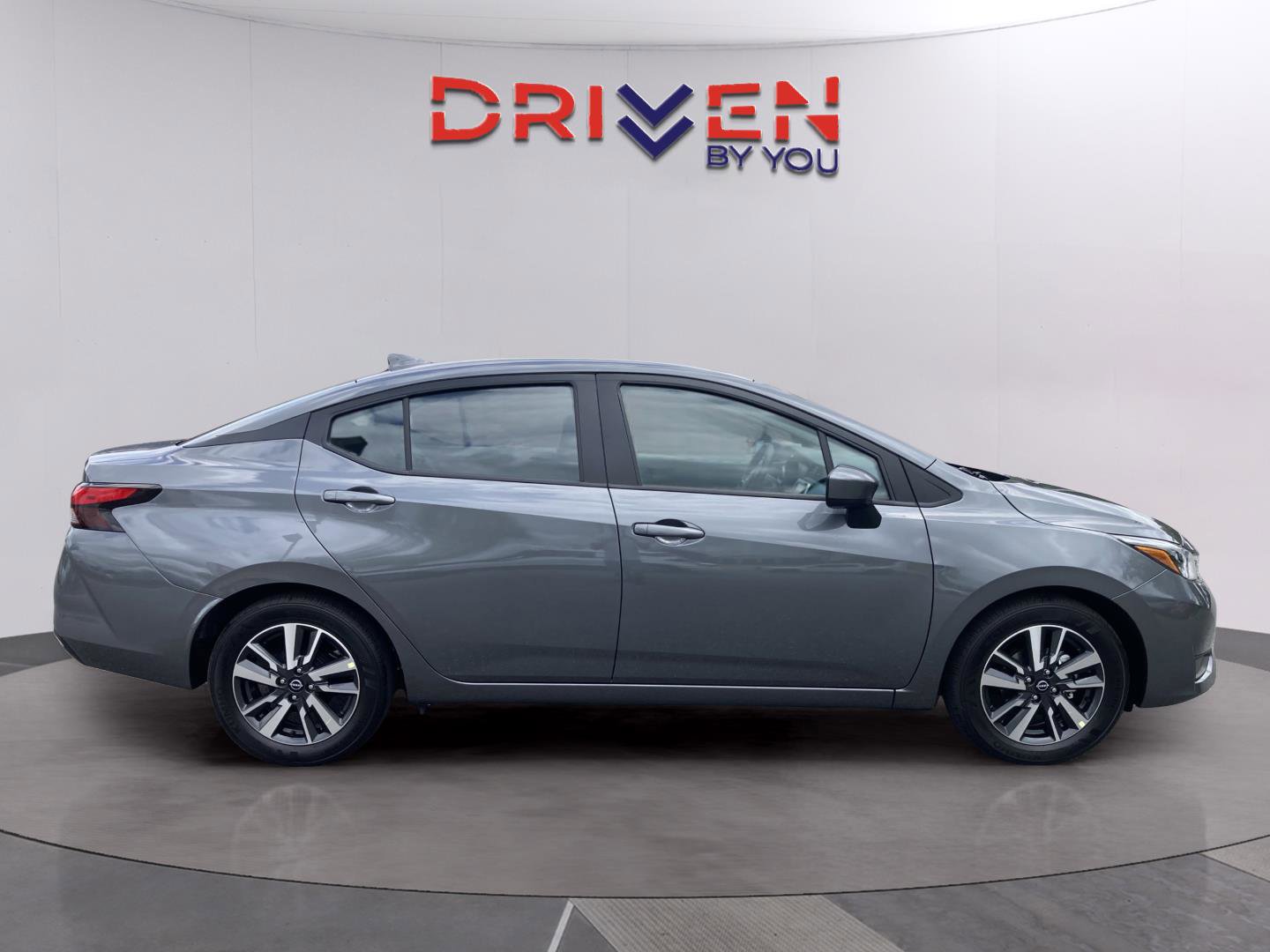 New 2025 Nissan Versa SV image 6