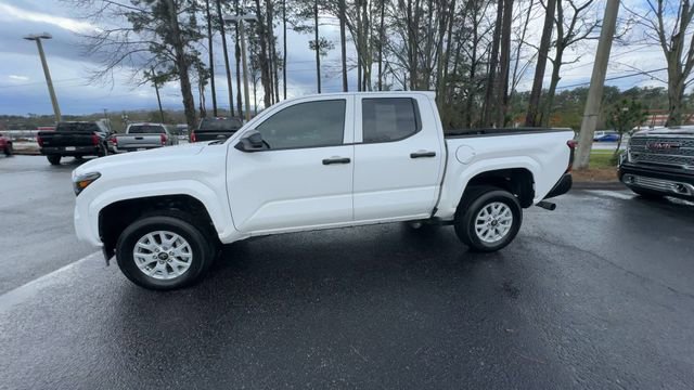 Used 2024 Toyota Tacoma SR image 8
