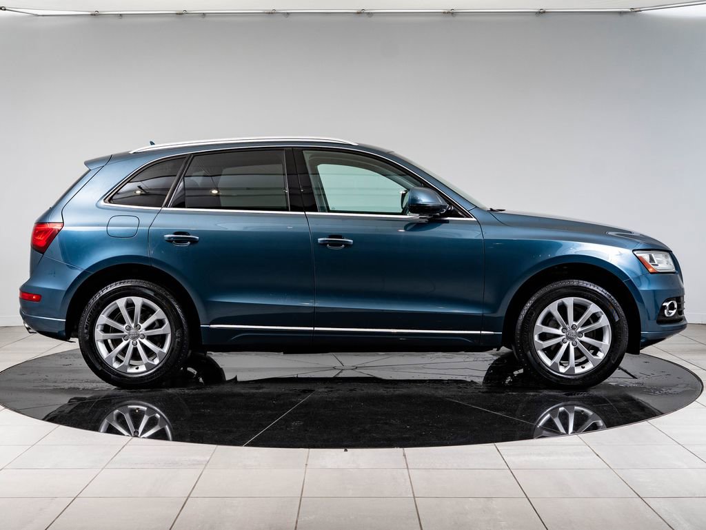 Used 2016 Audi Q5 2.0T Premium Plus w/ Technology Package AWD/4WD image 11