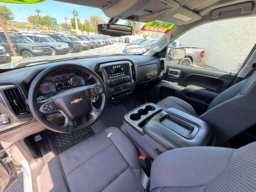 Used 2018 Chevrolet Silverado 1500 LT w/ All Star Edition AWD/4WD image 18