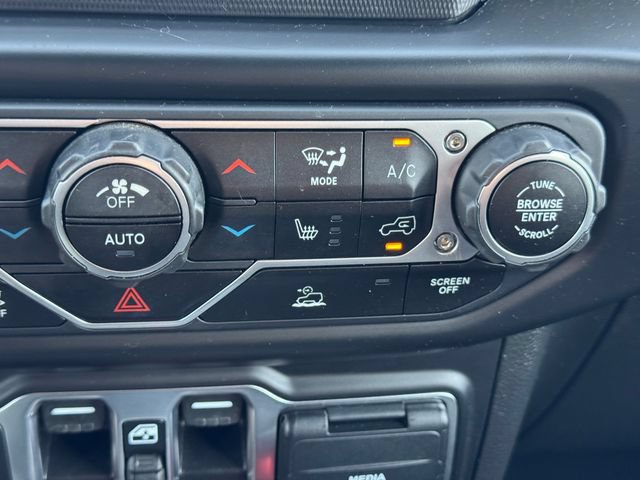 Certified 2023 Jeep Wrangler Unlimited w/ Cold Weather Group AWD/4WD image 36