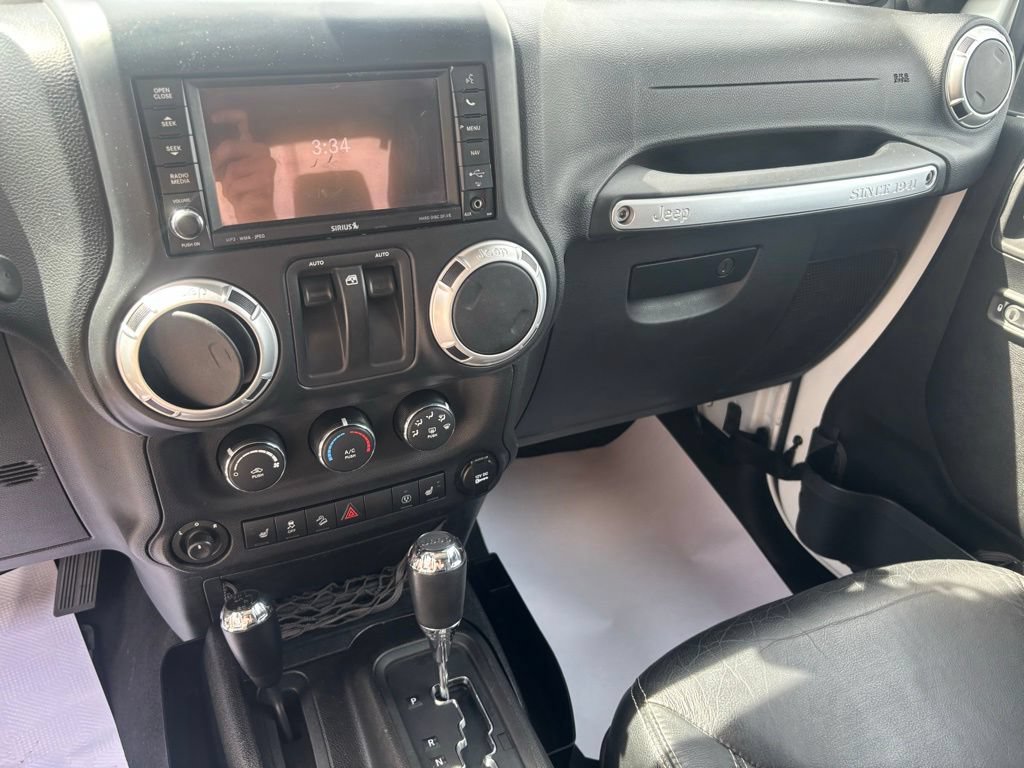 Used 2013 Jeep Wrangler Sahara w/ Connectivity Group AWD/4WD image 6