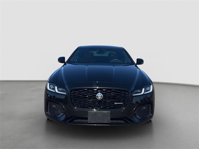 Used 2024 Jaguar XF R-Dynamic SE image 2