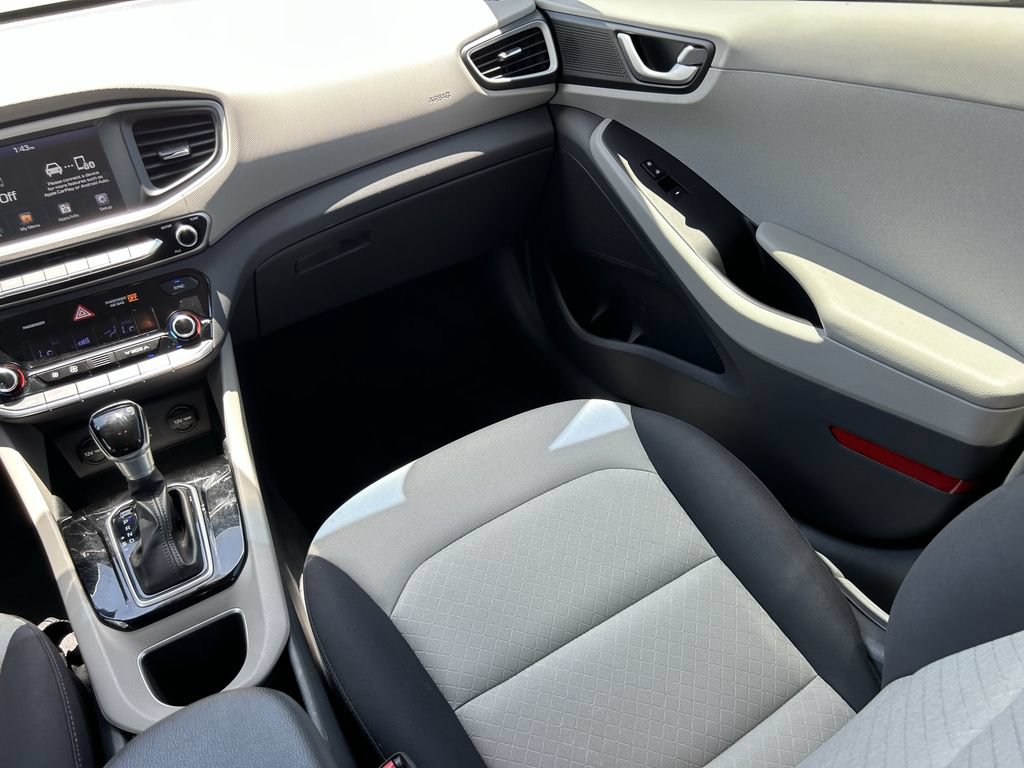 Used 2017 Hyundai Ioniq Blue FWD image 20