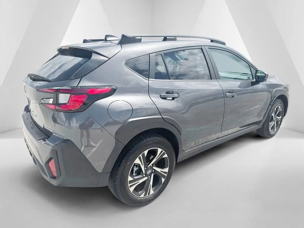 Used 2024 Subaru Crosstrek 2.0i Premium AWD/4WD image 7