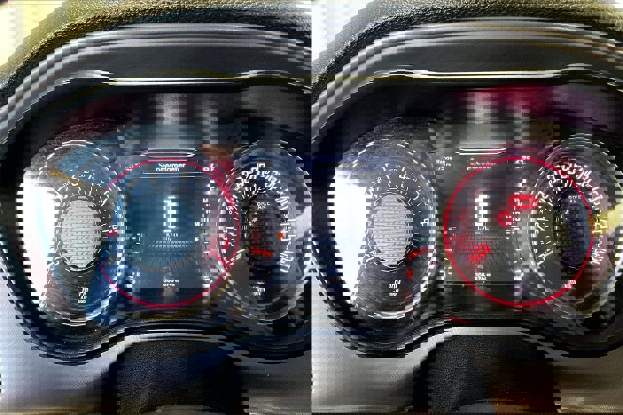 Used 2023 Dodge Challenger SXT image 18