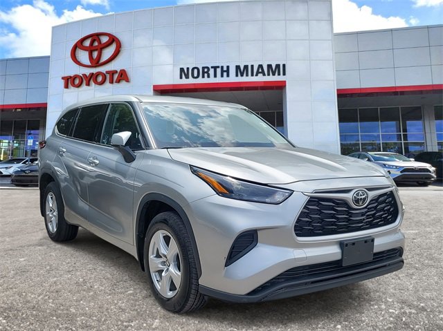 Used 2022 Toyota Highlander L
