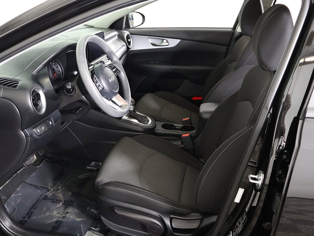 Used 2022 Kia Forte LXS w/ LXS Technology Package image 27