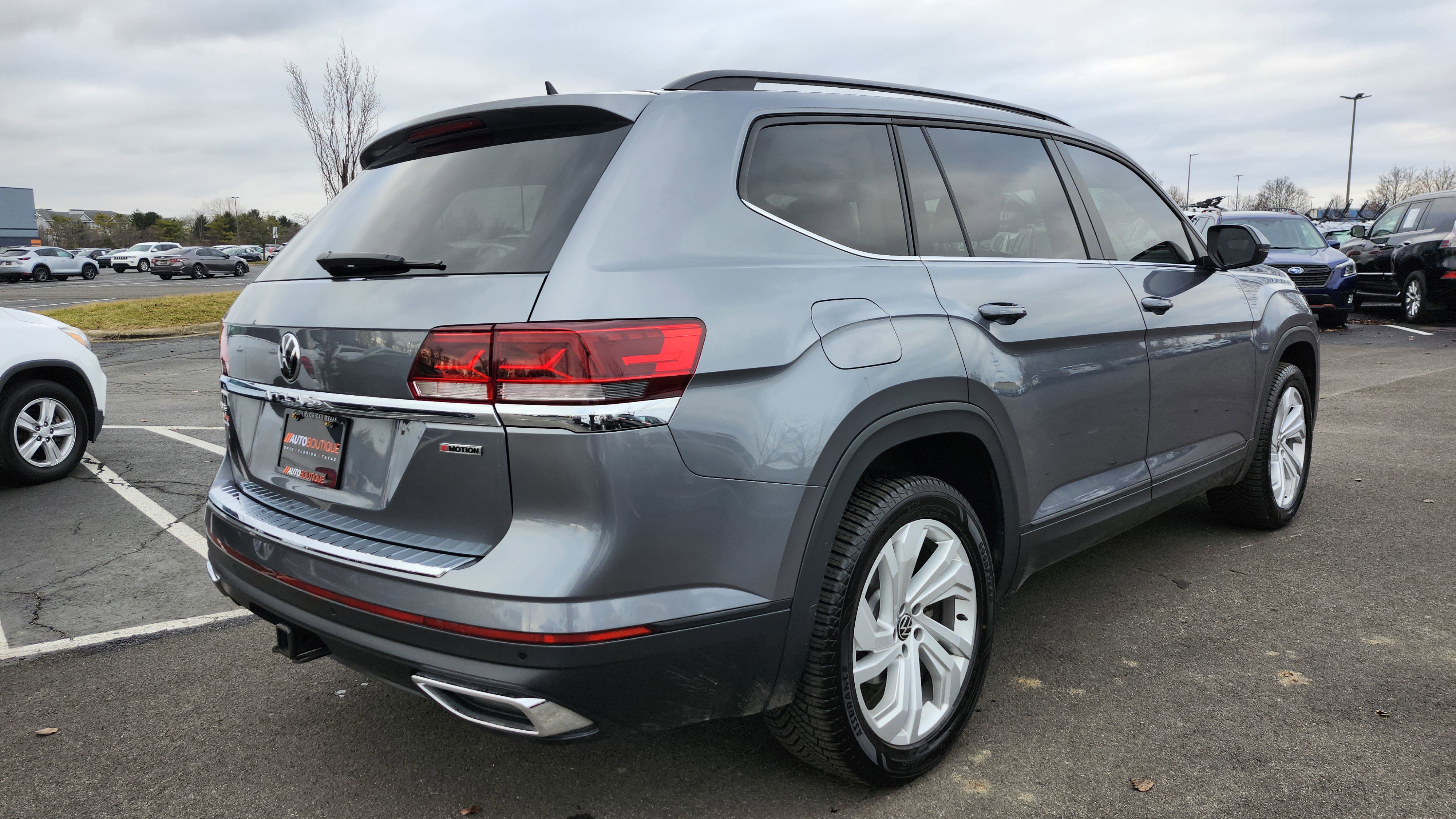 Used 2021 Volkswagen Atlas SE w/ Panoramic Sunroof Package image 18
