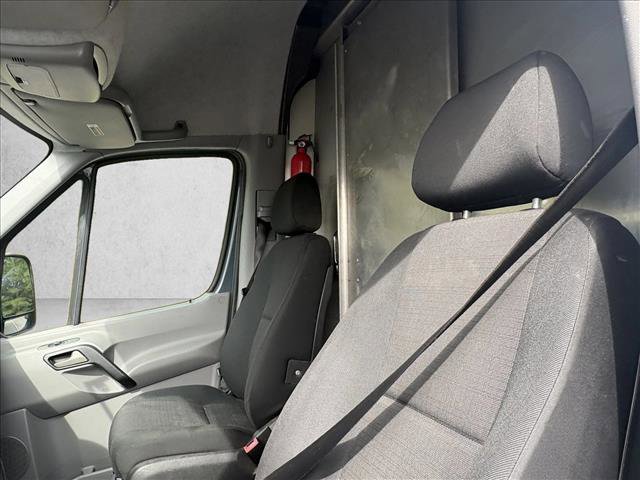 Used 2018 Mercedes-Benz Sprinter 2500 image 14