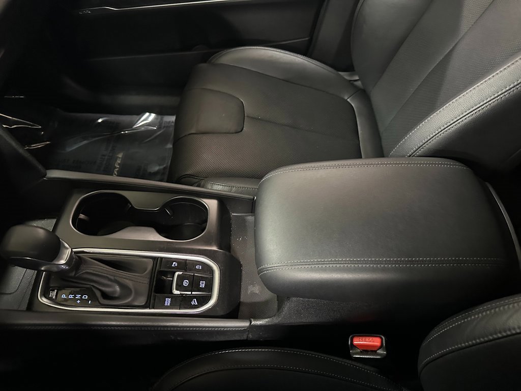 Used 2020 Hyundai Santa Fe SEL w/ Convenience + Premium Package image 31