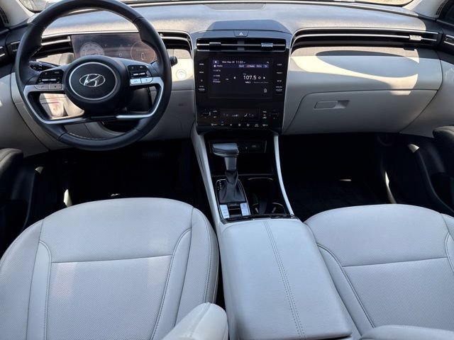 Used 2023 Hyundai Tucson SEL w/ Convenience Package FWD image 4