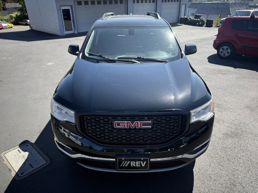 Used 2019 GMC Acadia SLE image 13