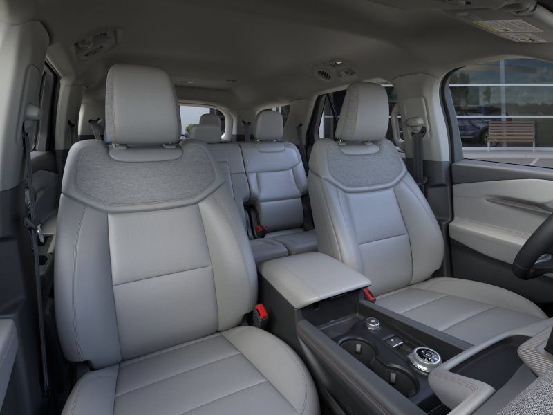 New 2026 Ford Explorer Active w/ Active Comfort Package AWD/4WD image 11