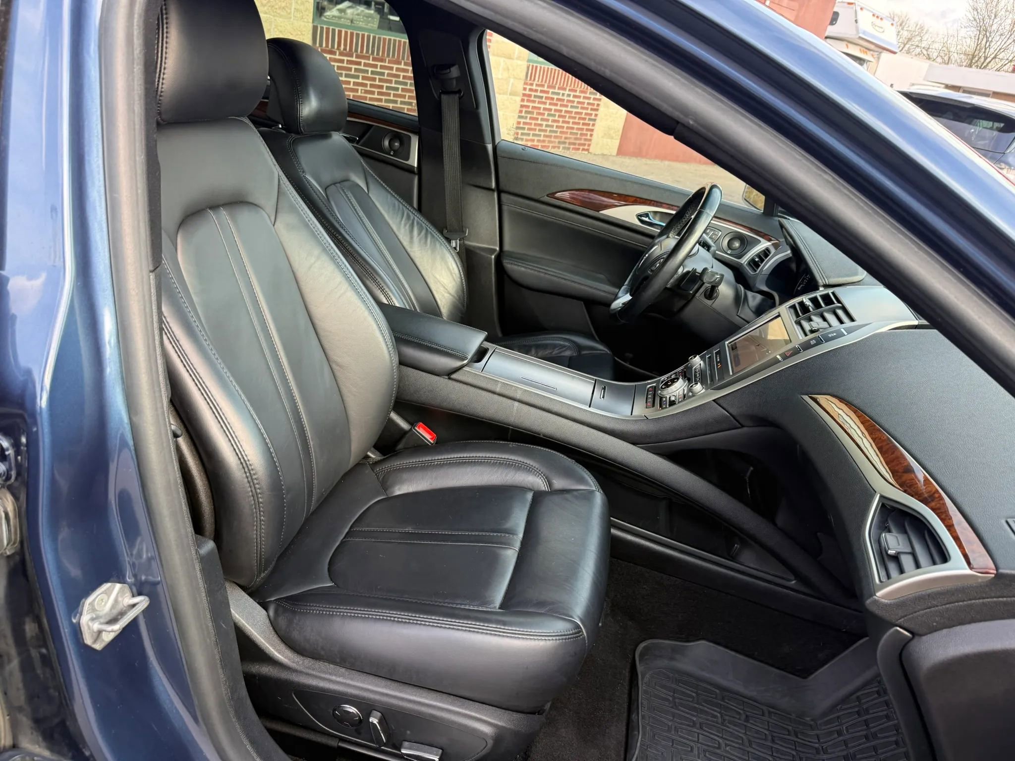 Used 2019 Lincoln MKZ Reserve w/ Reserve Plus Package image 35