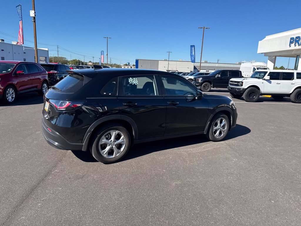 Used 2024 Honda HR-V LX image 10