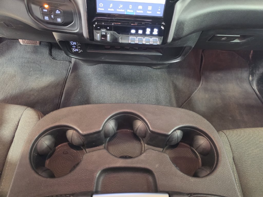 Used 2025 RAM 2500 Big Horn AWD/4WD image 18