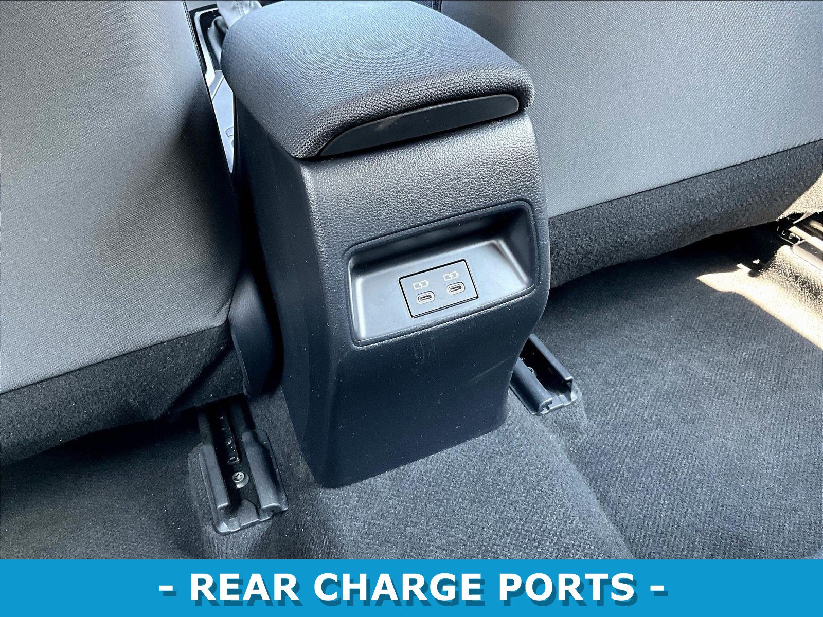 Used 2024 Toyota Corolla LE FWD image 10
