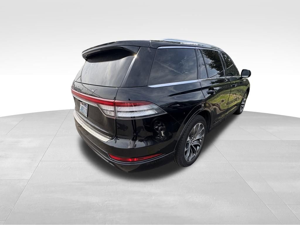 Used 2023 Lincoln Aviator Grand Touring w/ Equipment Group 301A AWD/4WD image 5