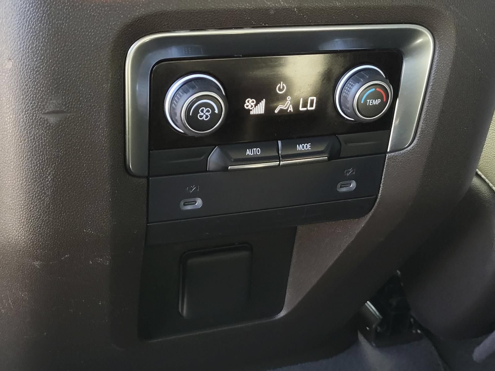 Used 2023 Chevrolet Tahoe LT AWD/4WD image 14