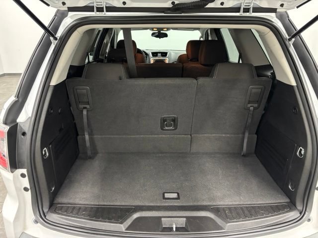 Used 2016 GMC Acadia SLE FWD image 7