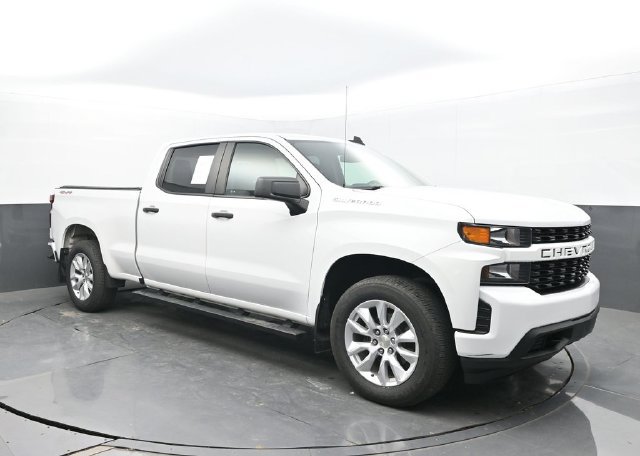 Used 2022 Chevrolet Silverado 1500 Custom w/ Safety Confidence Package AWD/4WD image 7