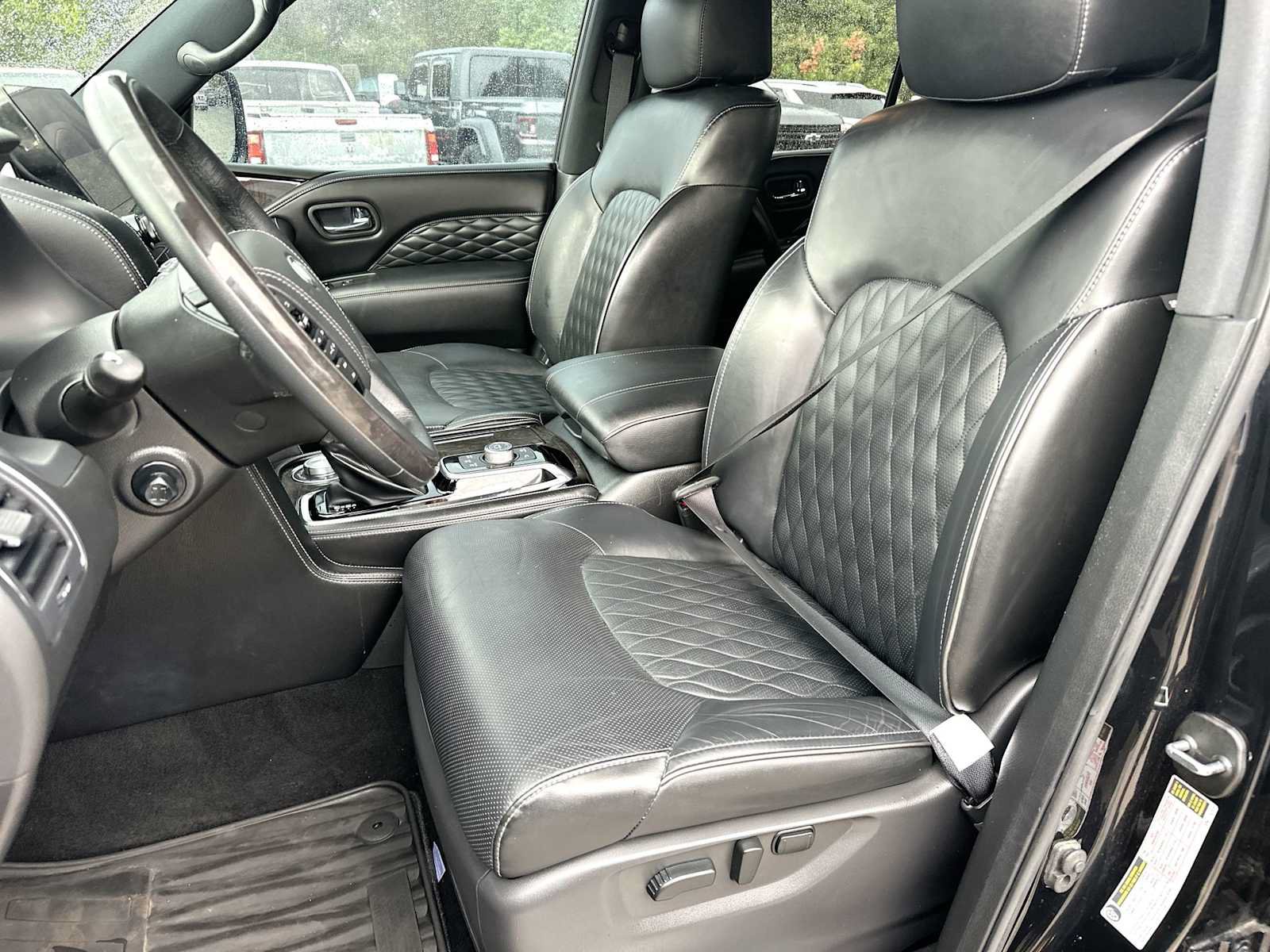 Used 2023 INFINITI QX80 Sensory w/ Cargo Package AWD/4WD image 17