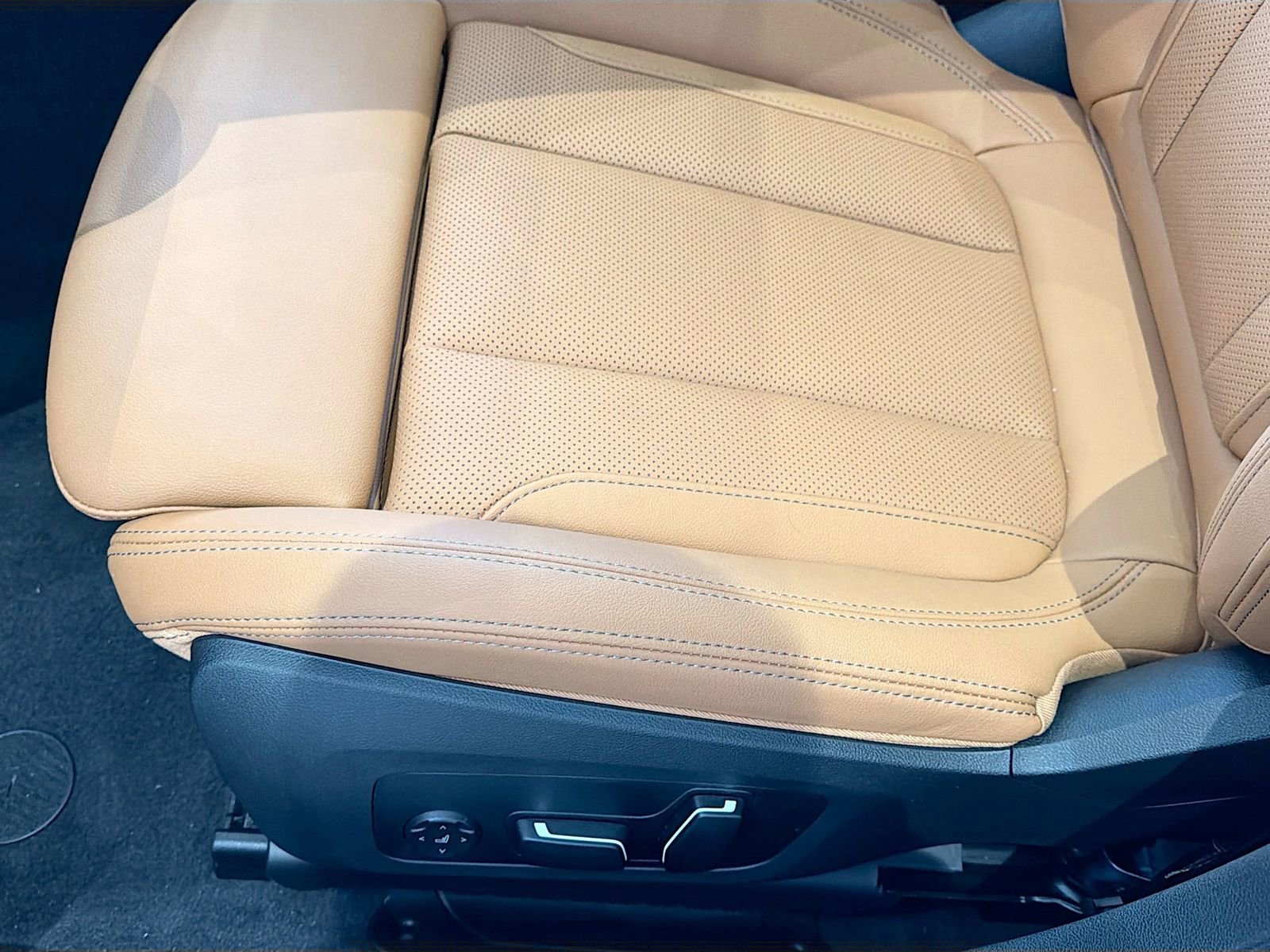 New 2026 BMW 430i xDrive w/ M Sport Package AWD/4WD image 22
