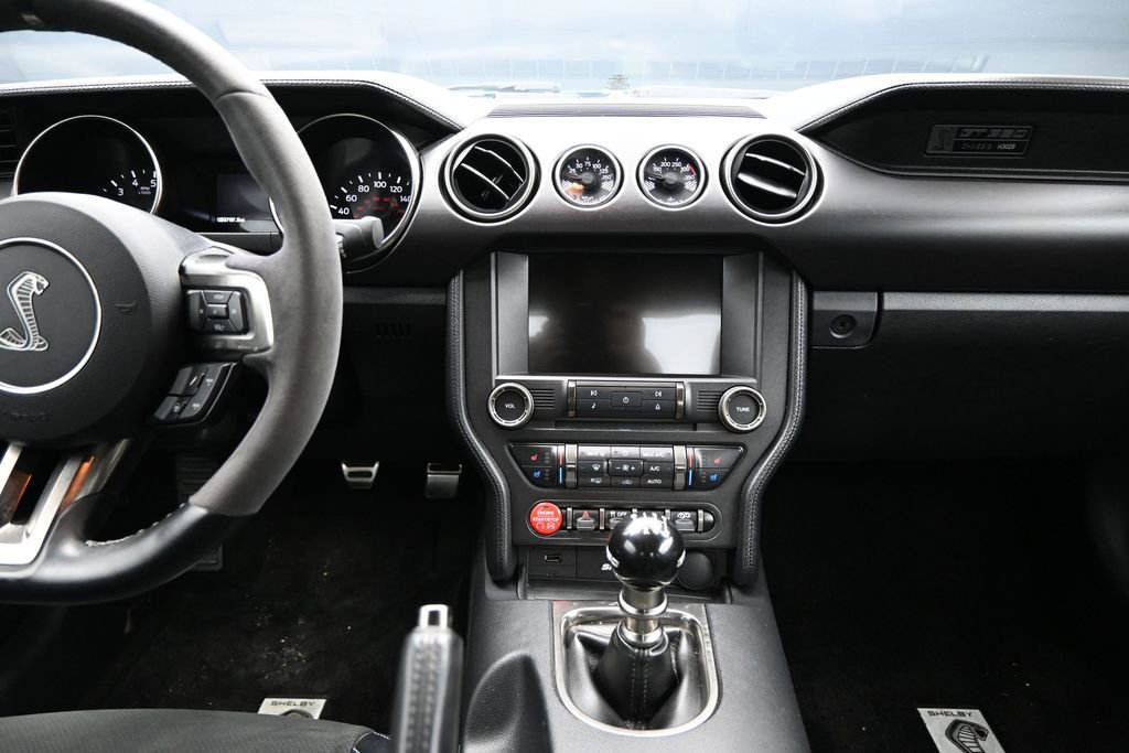 Used 2017 Ford Mustang Shelby GT350 RWD image 16