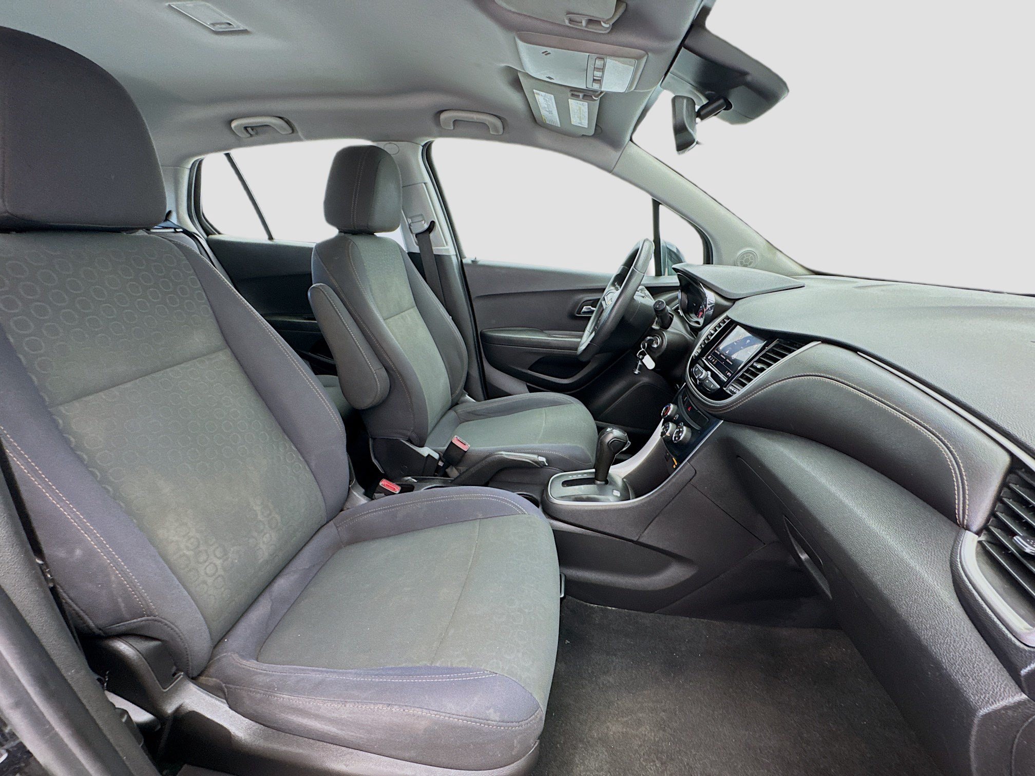 Used 2020 Chevrolet Trax LS FWD image 18