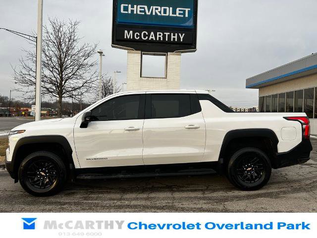 New 2026 Chevrolet Silverado EV LT image 2