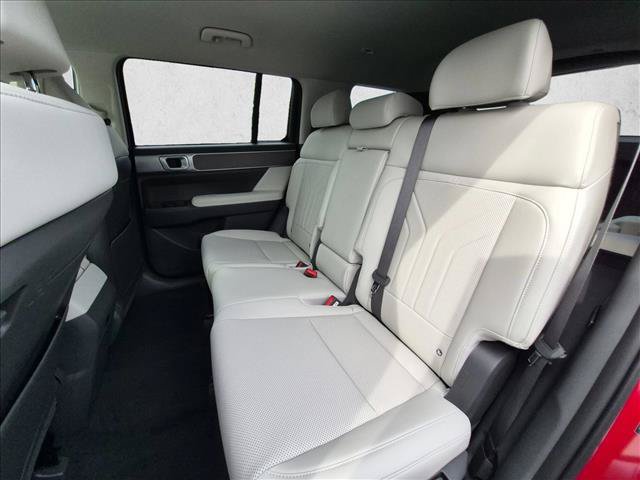 New 2027 Hyundai Santa Fe SEL FWD image 15