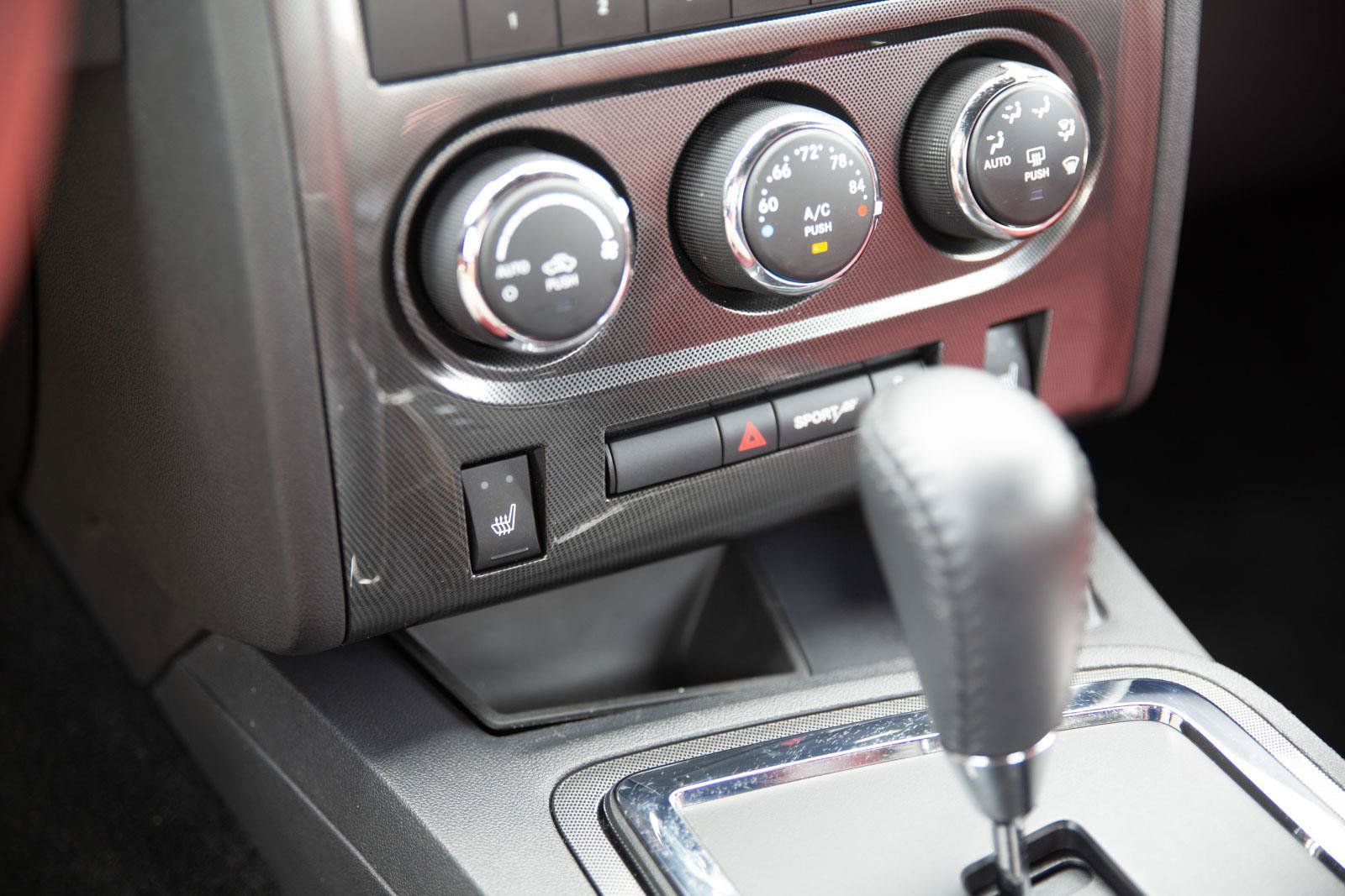 Used 2013 Dodge Challenger SXT Plus RWD image 14