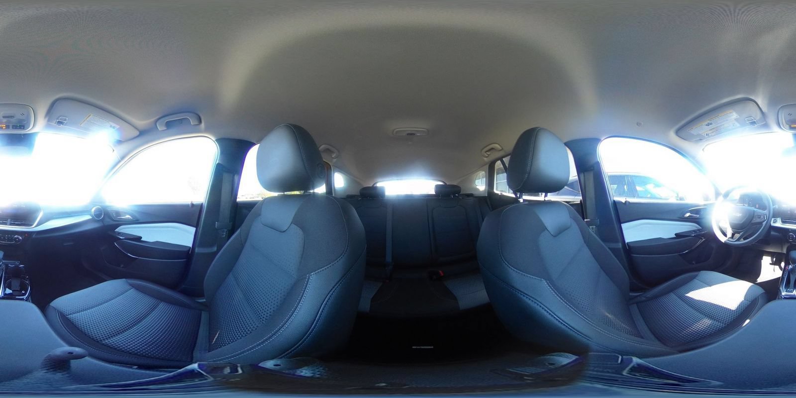 Used 2025 Chevrolet Trax LT FWD image 40