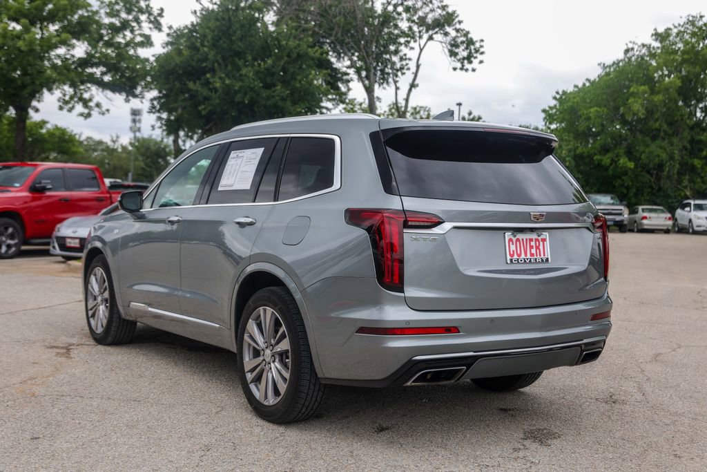 Used 2023 Cadillac XT6 Premium Luxury FWD image 3